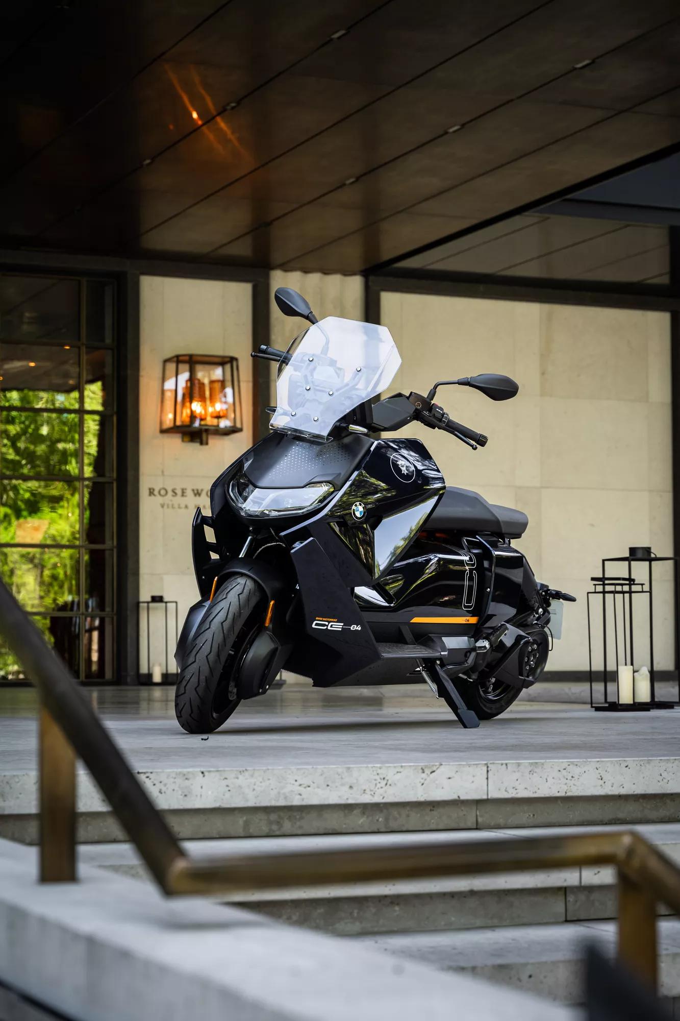 BMW Rosewood Villa Magna