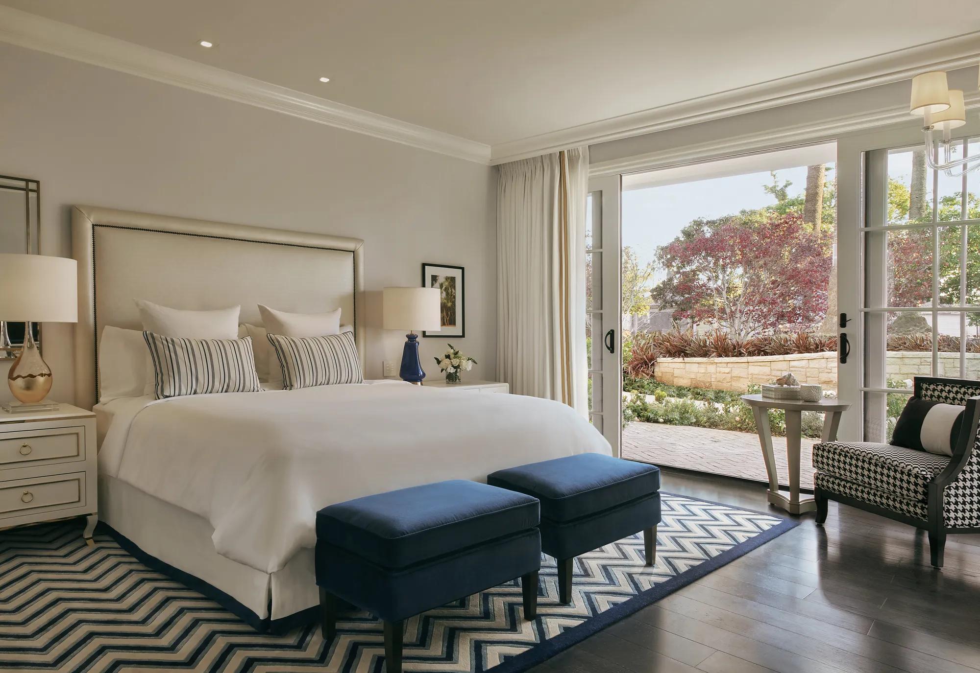 Accommodations LanaiKing Room