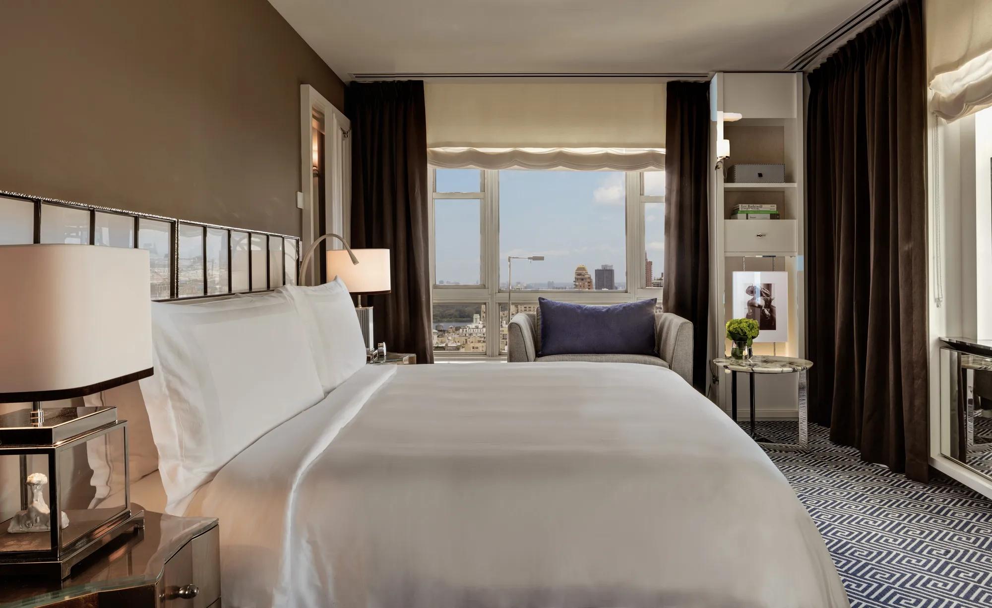 Accommodations S M RosewoodSuiteBedroom