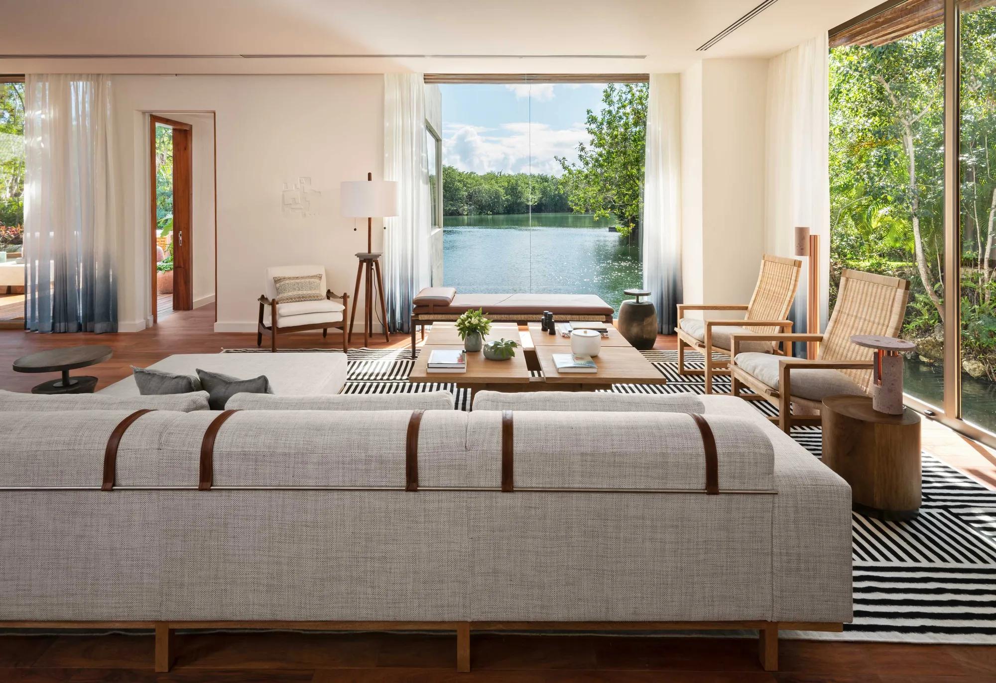 Lagoon Presidential Suite Bedroom