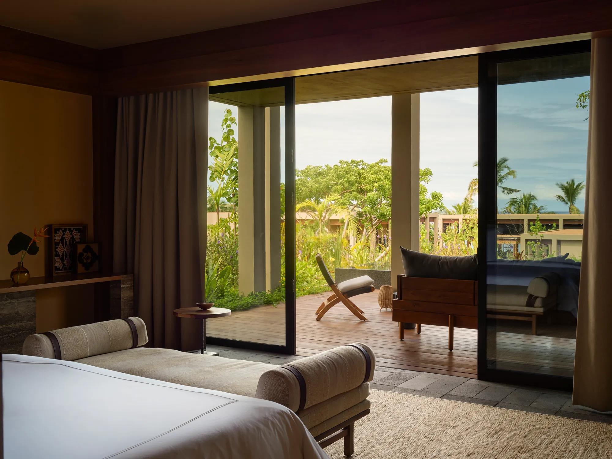 Poolside Villa Main Bedroom