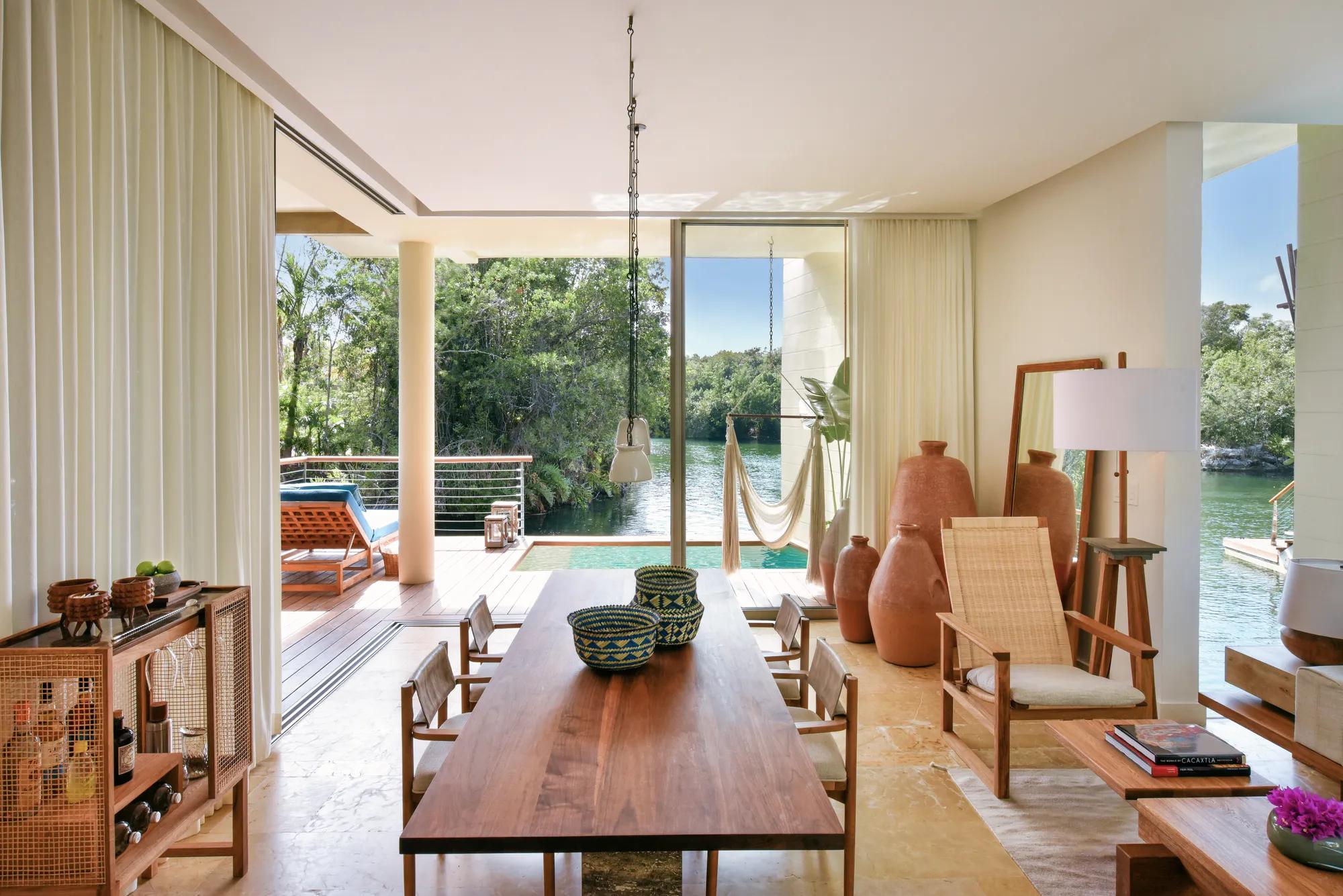 Deluxe Overwater Lagoon Suite Dining Room