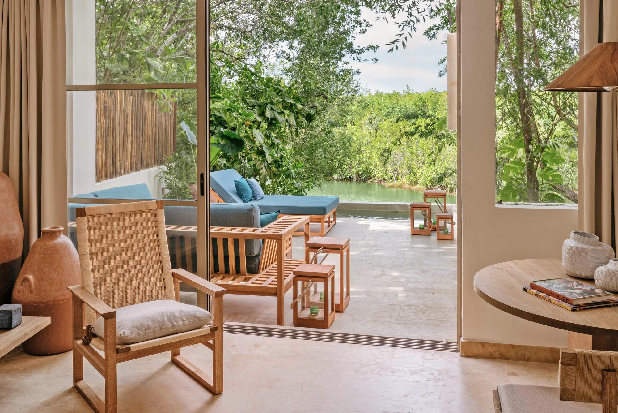 Beachside Lagoon View Suite