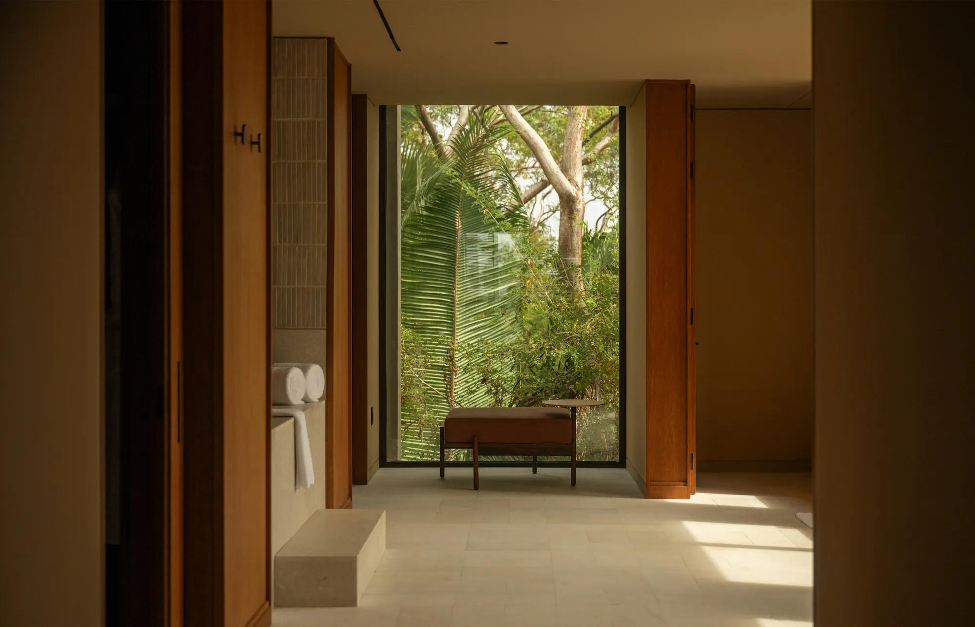 RWMDR Facilities Accommodations Villa Cora Mountain Villa Bathroom Detail