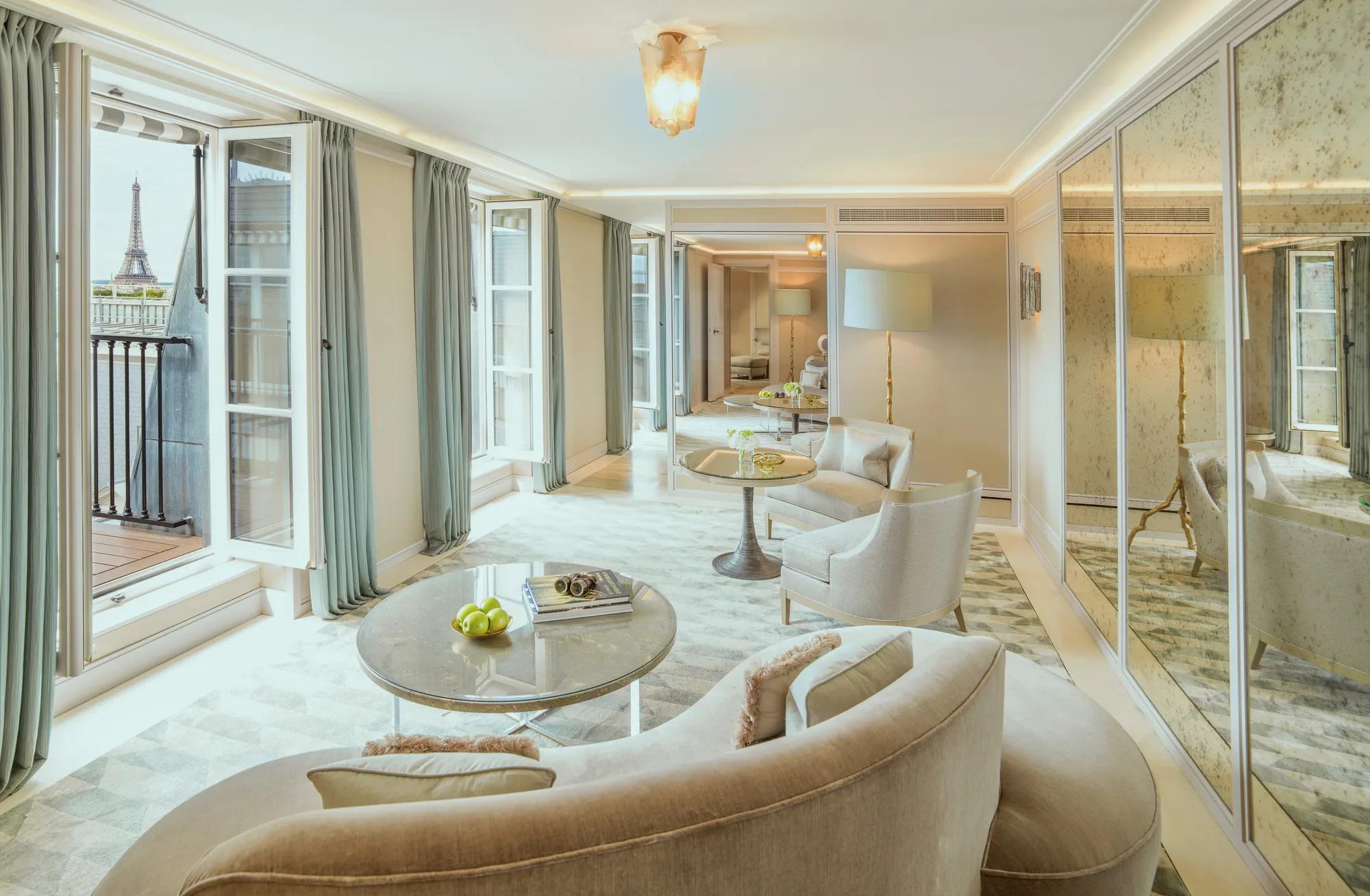 Ateliers D Artistes - Le Poète