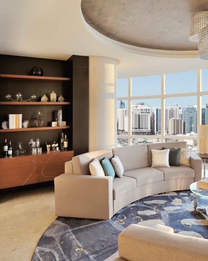 RoyalSuite