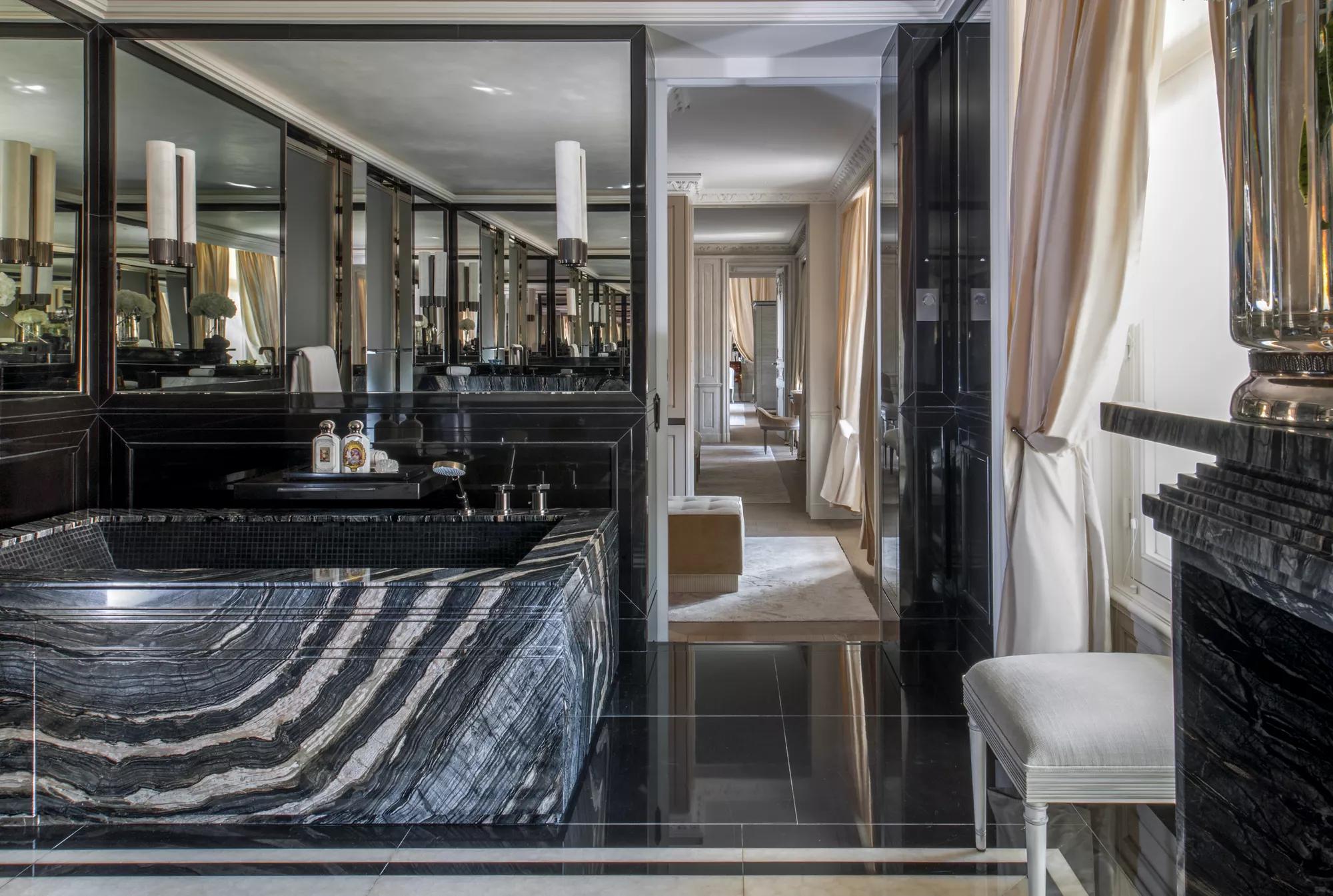 Les Grands Appartements