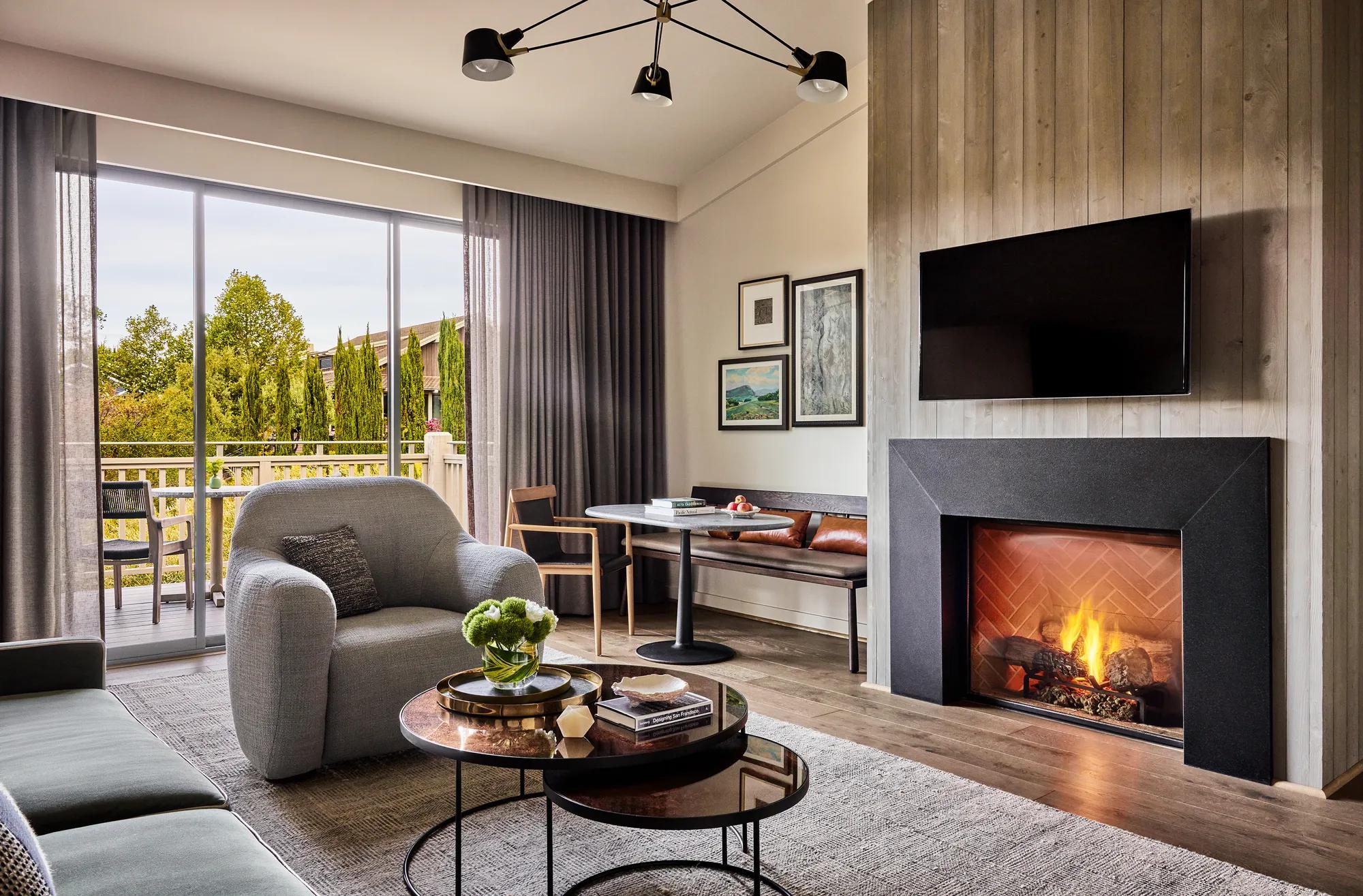 Assets Accommodations Luxury Premier Suite B