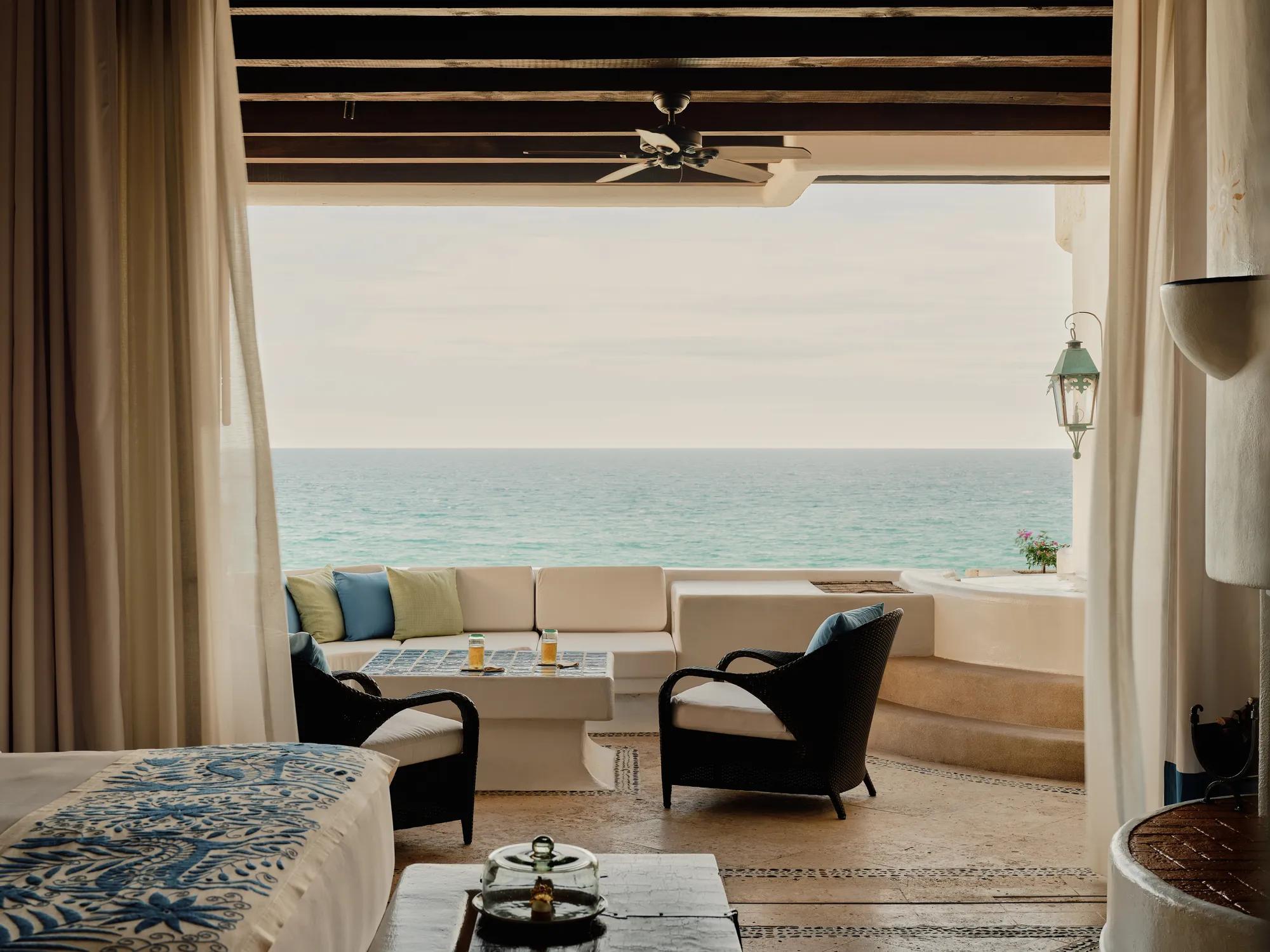 Las Ventanas al Paraíso - Oceanview Rooftop Terrace suite with a private Jacuzzi