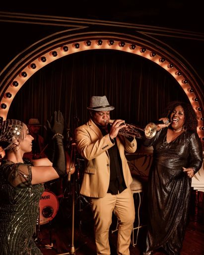 La Botica Speakeasy