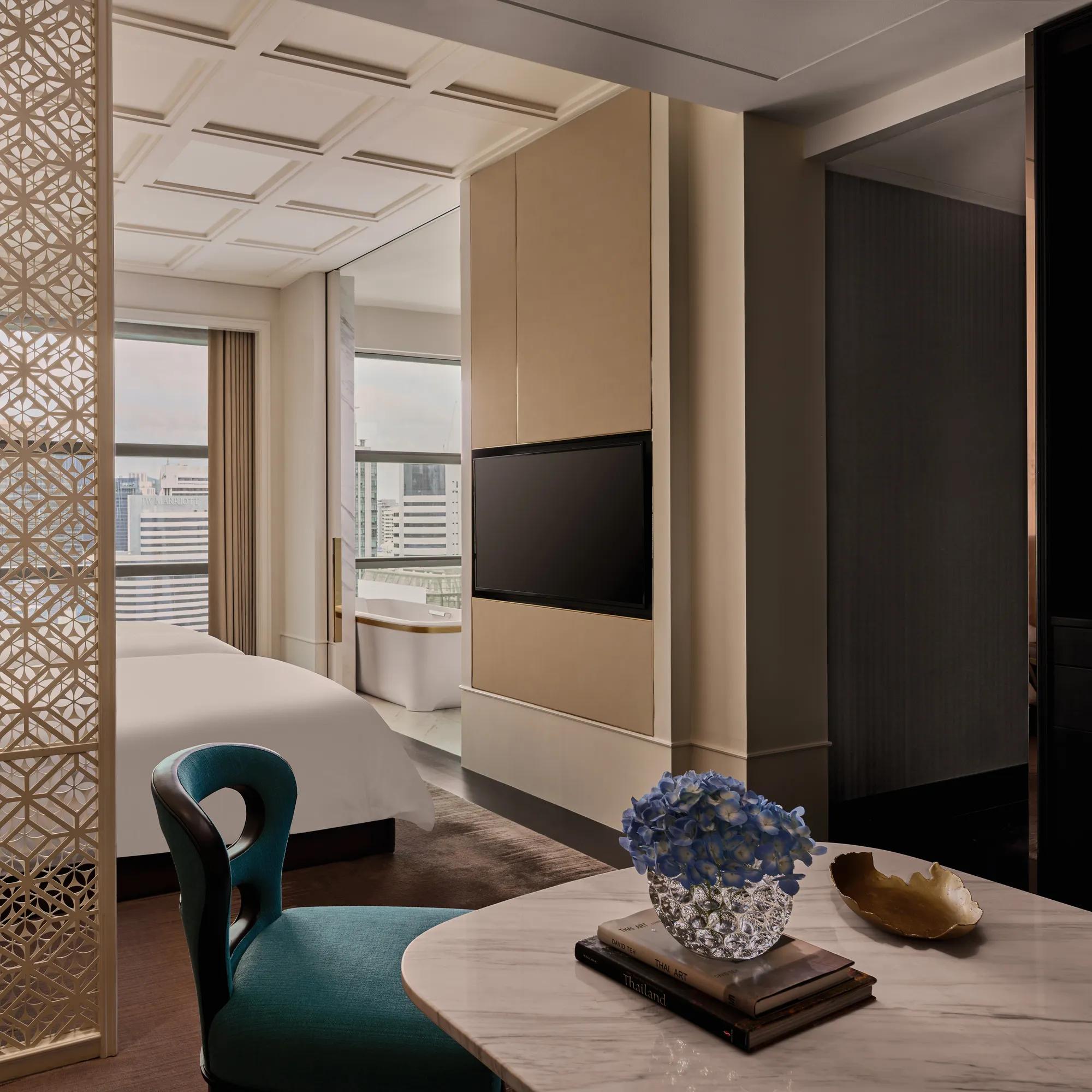 Deluxe-Room Ambience-2