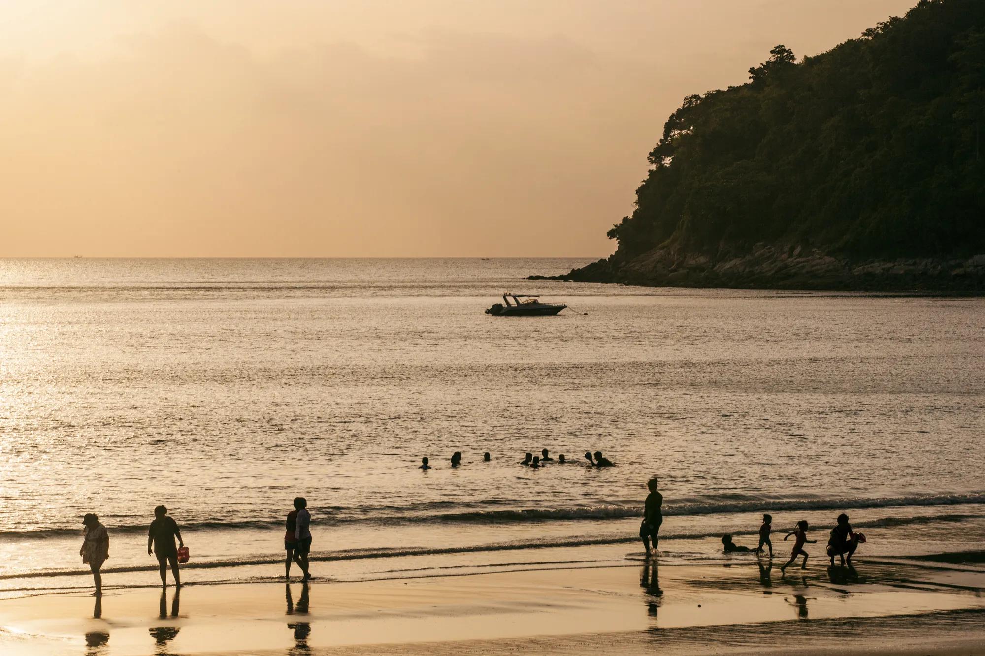 luxury resort phuket group booking