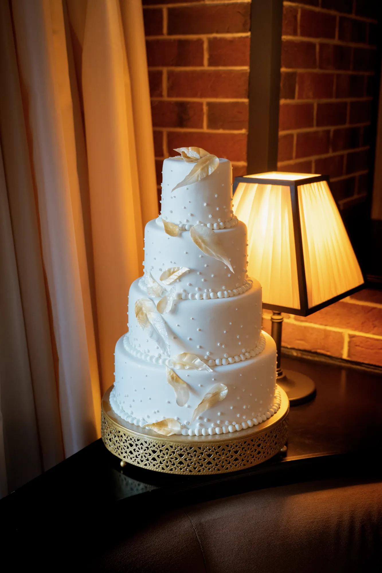 CUT Cakes by CUT Weddings