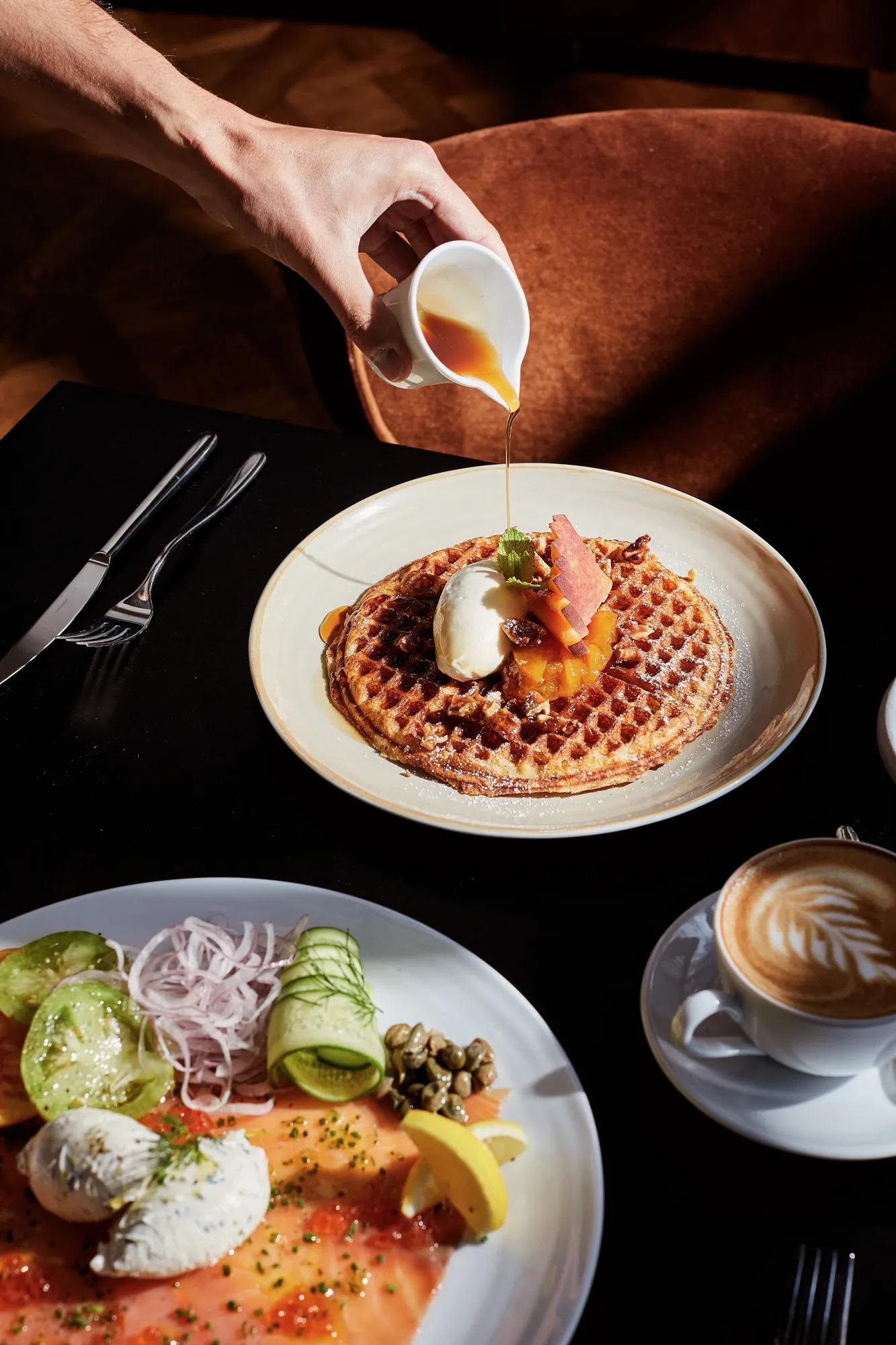 Facilities Food and beverage CUT Santa Brunch 