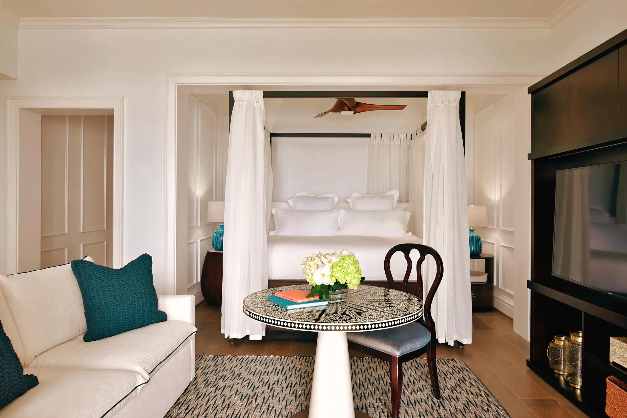 Harbour view suite bedroom