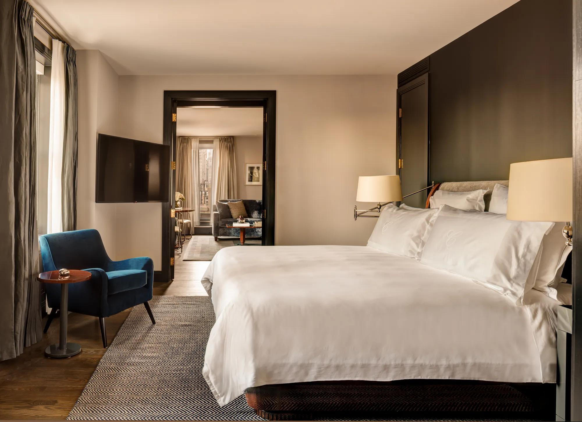 Accommodations S M UpperEastSideSuiteBedroom