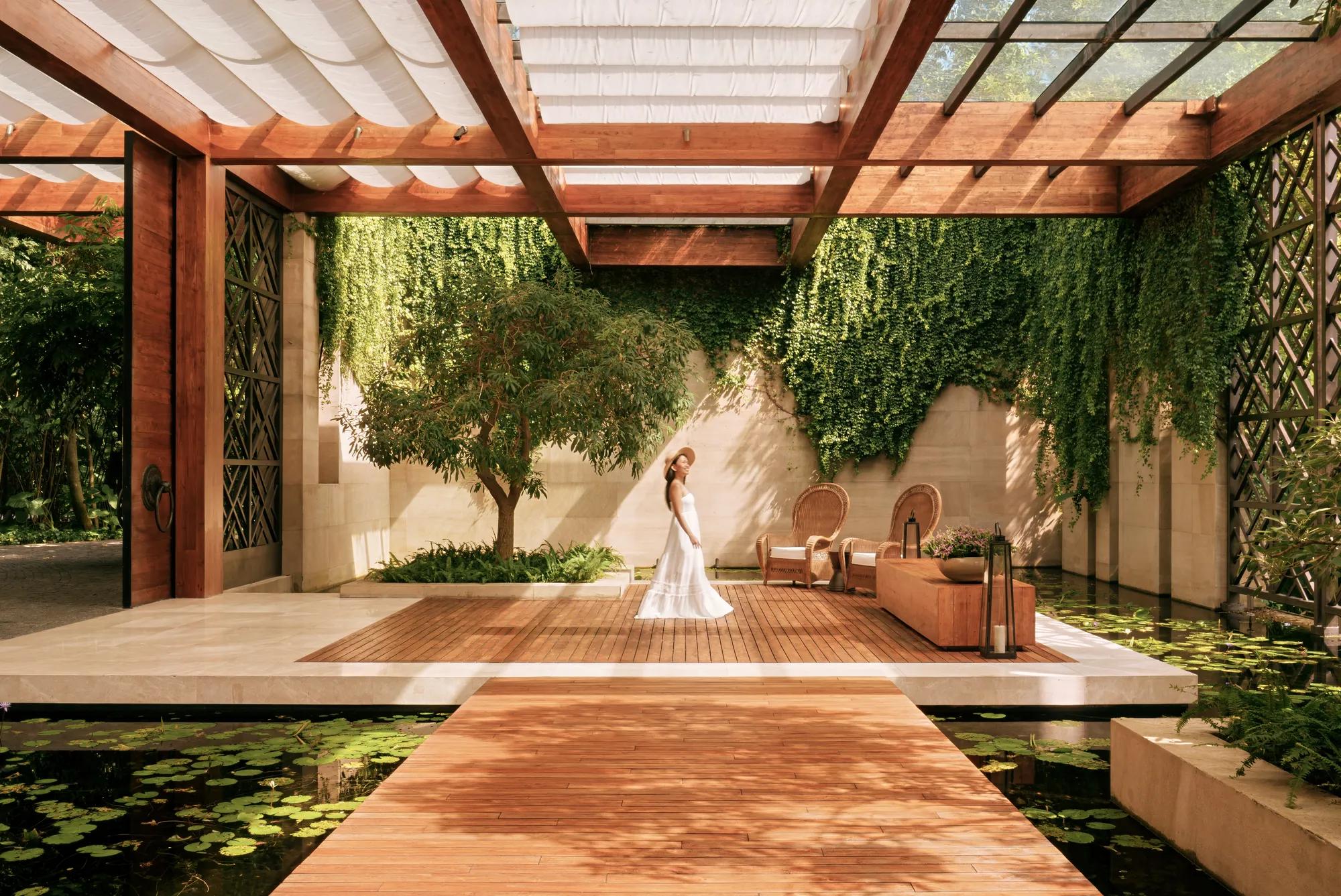 The Refined Coastal Retreat