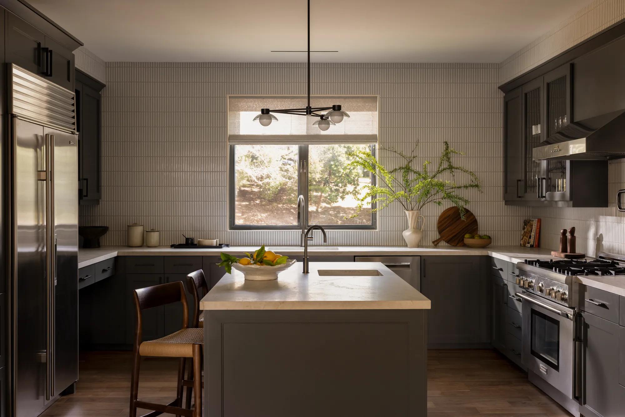 FACILITIES RESIDENTIAL VILLAS RESIDENCES DINING KITCHEN